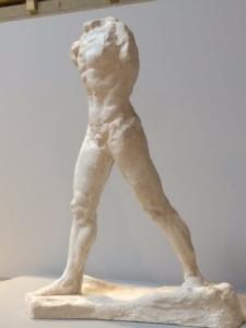 Auguste Rodin,l'Homme qui marche, grand modèle, 1907, plâtre, musée Rodin, Paris.